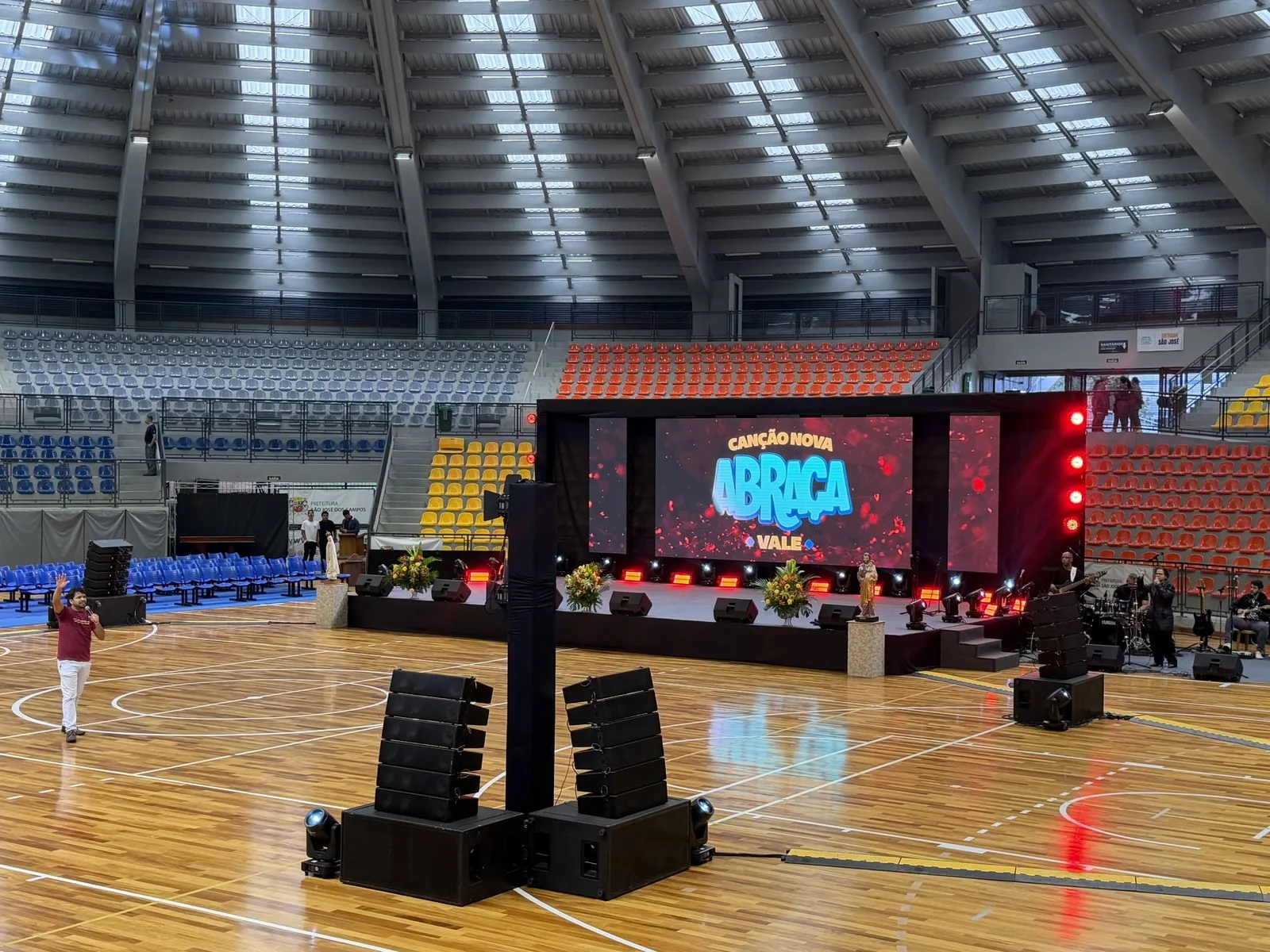 Sonorização de evento religioso de grande porte